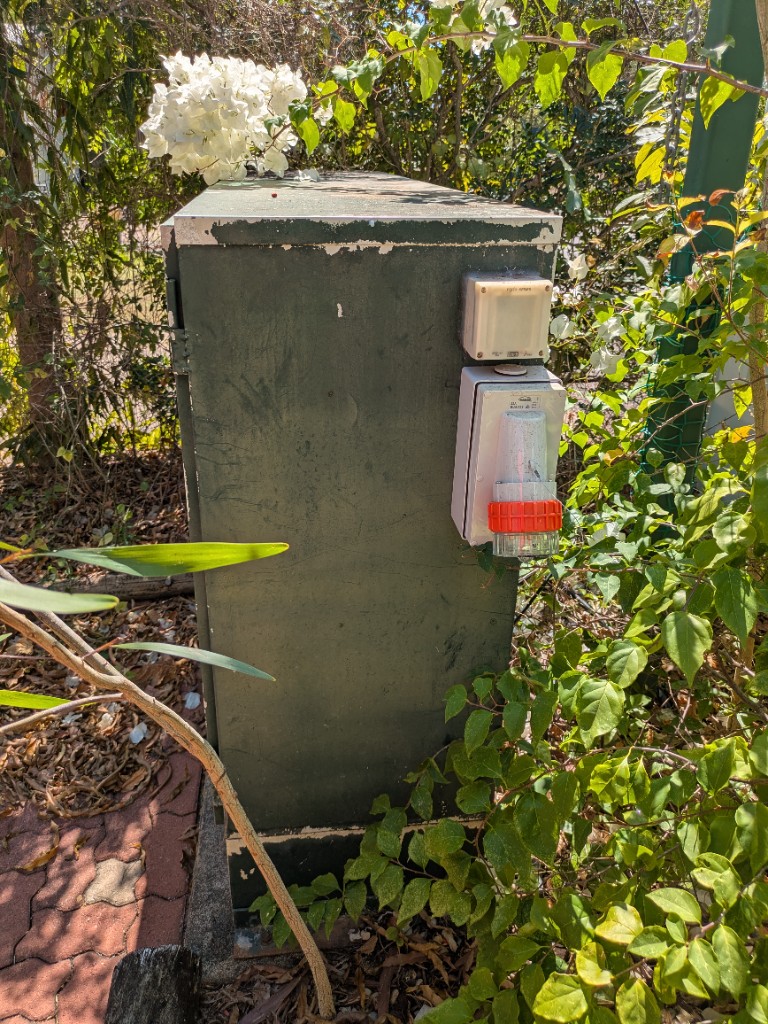 Generator inlet on DB1 for hire-generator backup